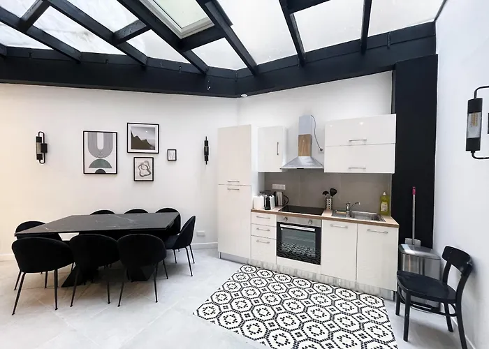 08 - Design Flat Republique Apartman
