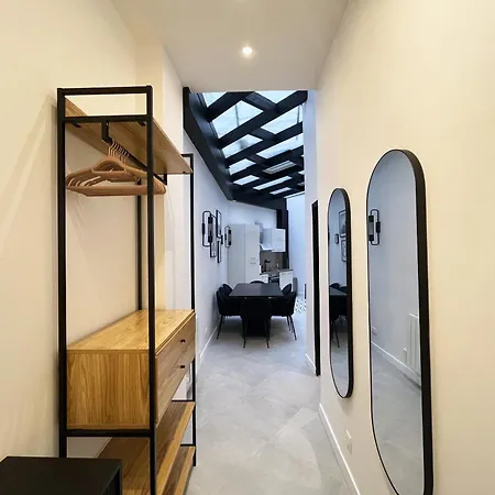 Apartment 08 - Design Flat Republique