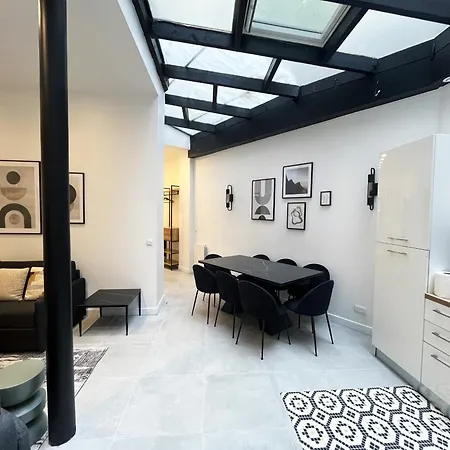 08 Design Flat Republique