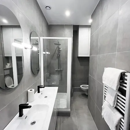 08 Design Flat Republique Paris