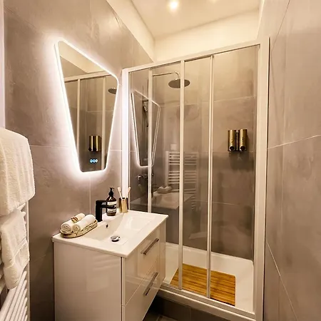 08 - Design Flat Republique Apartamento Paris
